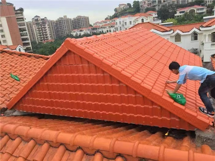使用优质的三门峡合成树脂瓦，12级的台风“暹芭”来袭，也吹不走！
